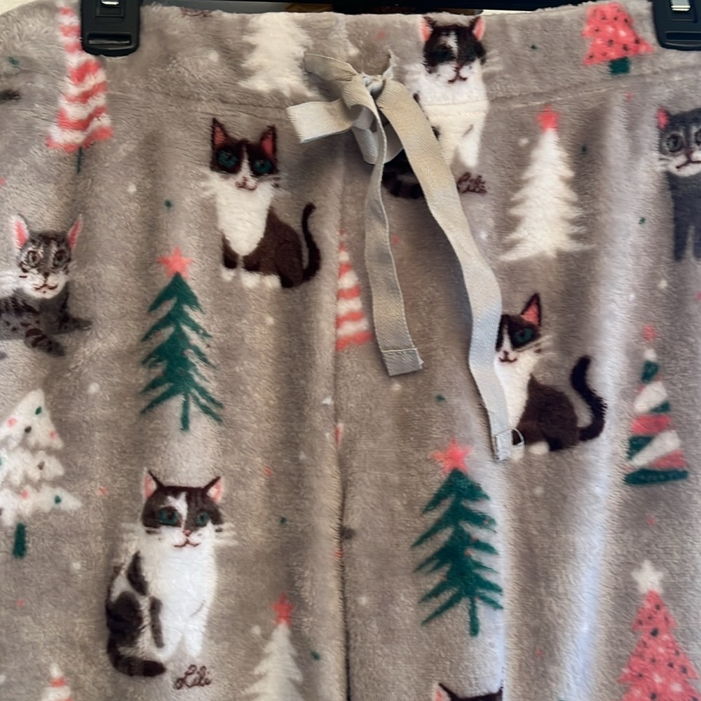 Christmas cat pajama pants size medium